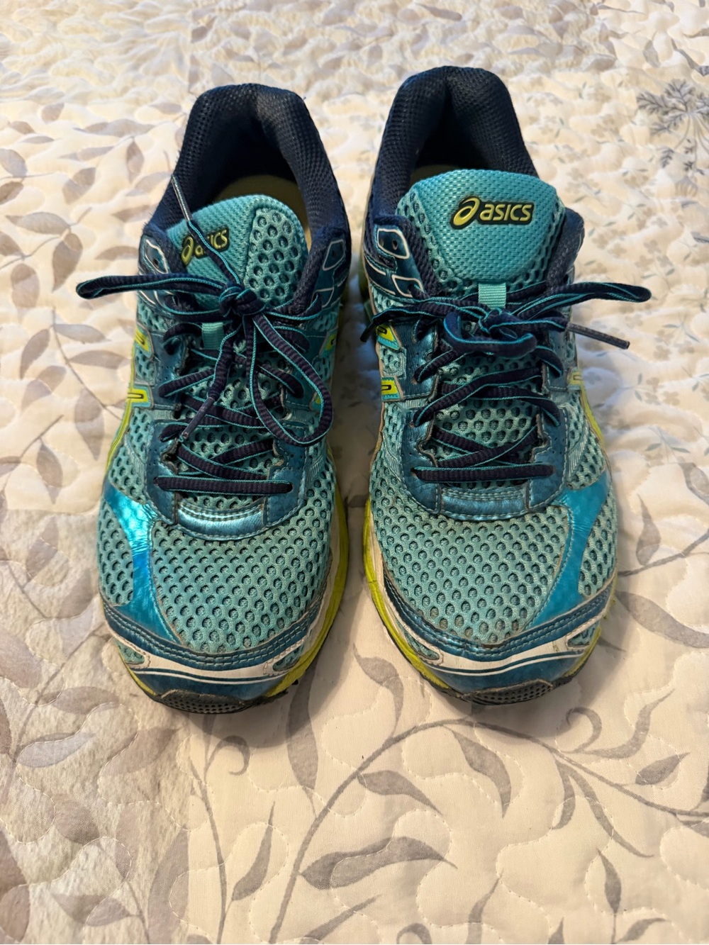 ASICS Gel-Cumulus 16 Women's Turquoise and Navy Athletic Running Shoes